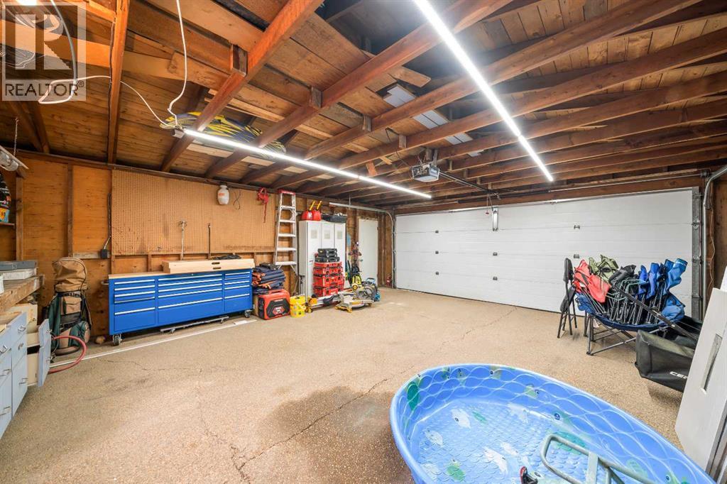 123 3 Avenue E Property Photo 29