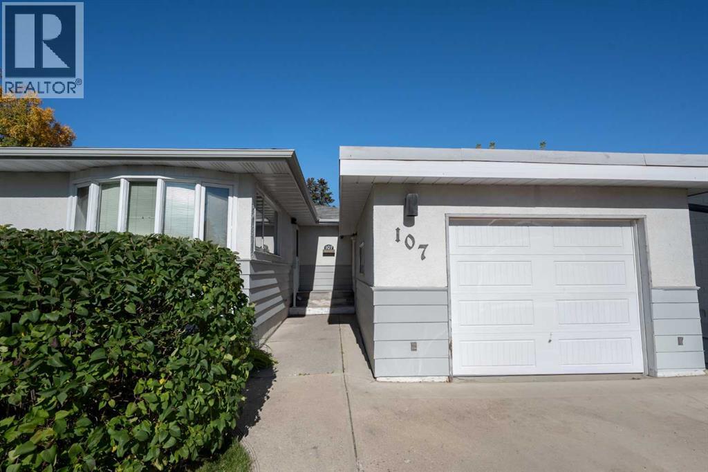 107 Hallbrook Drive Sw Property Photo 3