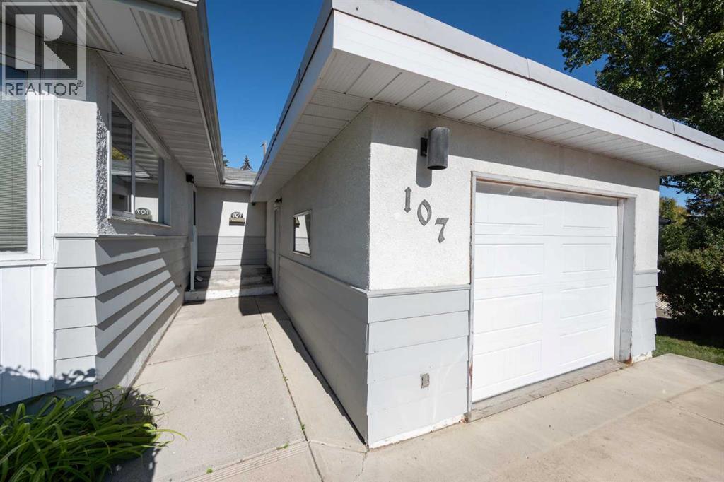 107 Hallbrook Drive Sw Property Photo 4
