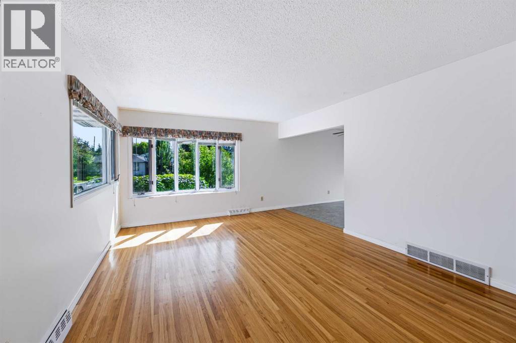 107 Hallbrook Drive Sw Property Photo 10