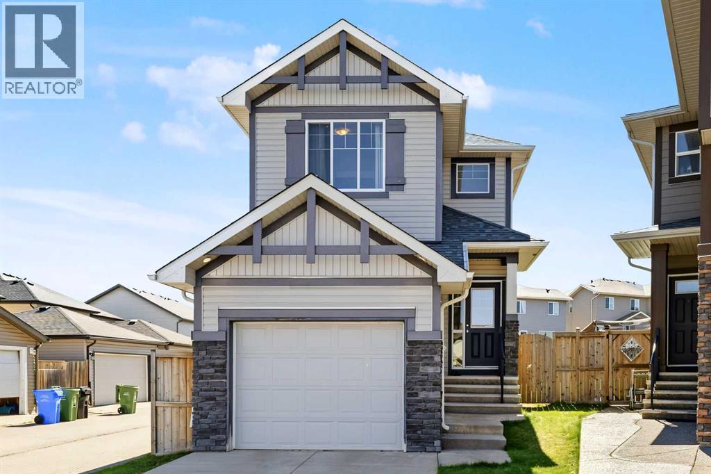 13 Panora View NW Property Photo 1