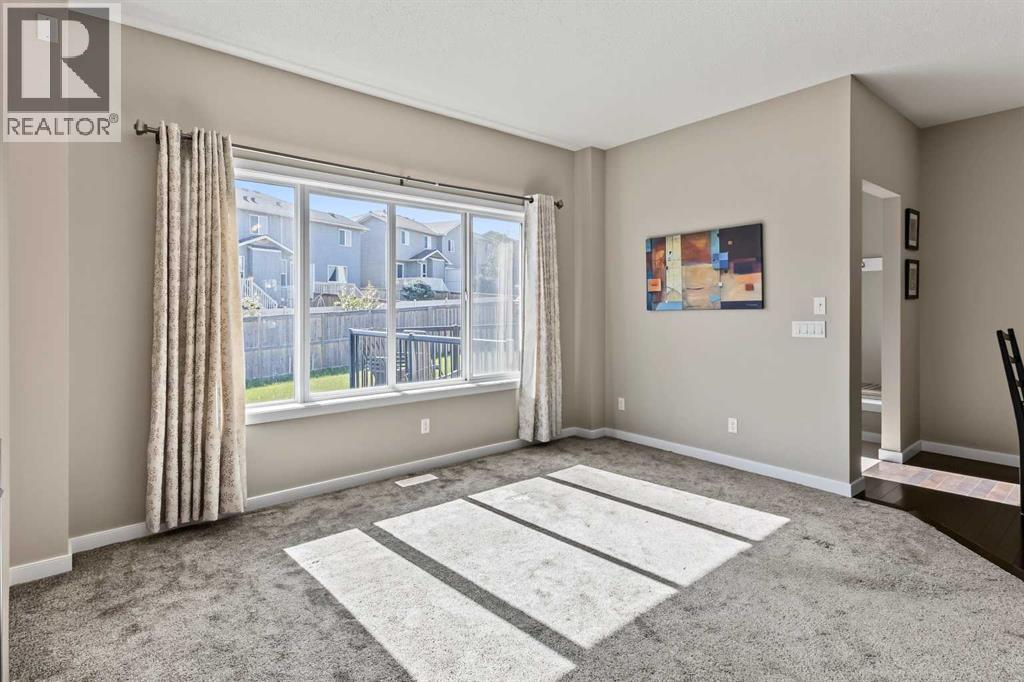 13 Panora View Nw Property Photo 10