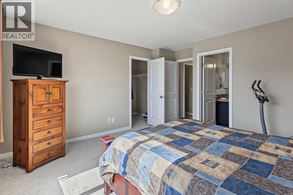 13 Panora View Nw Property Photo 17