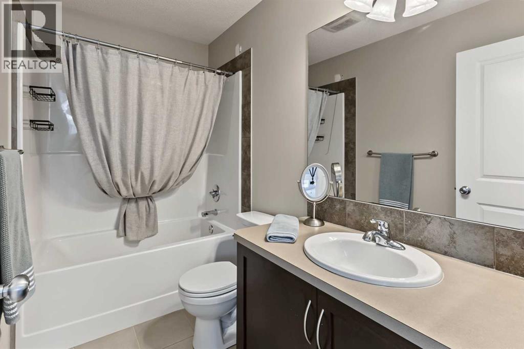 13 Panora View Nw Property Photo 21