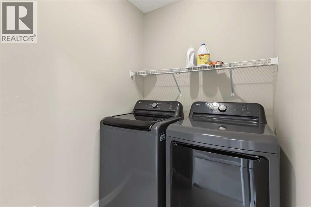 13 Panora View Nw Property Photo 23
