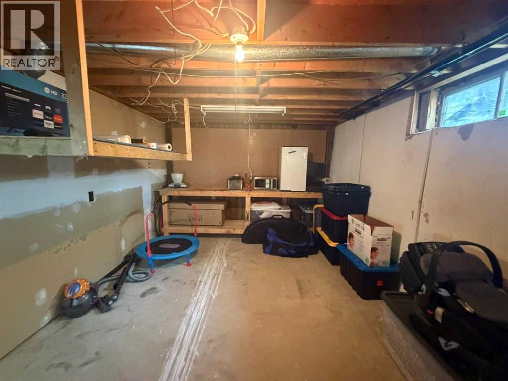4530 54 Avenue Property Photo 15