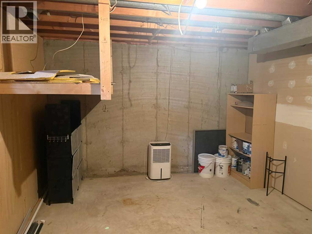 4530 54 Avenue Property Photo 20
