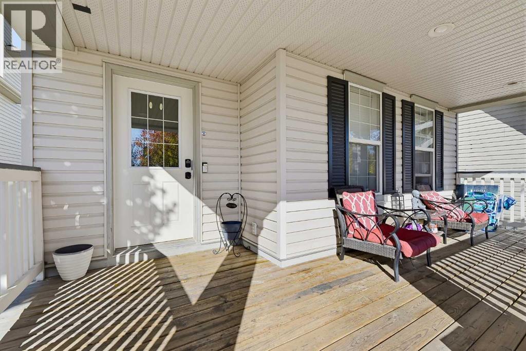 45 Copperfield Heath Se Property Photo 5