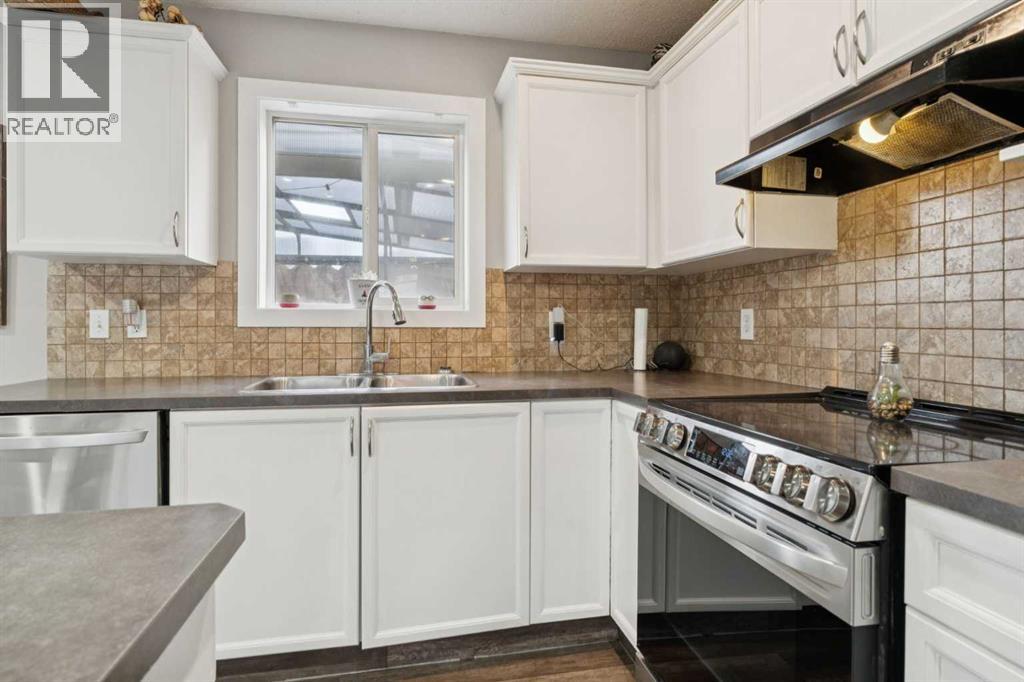 45 Copperfield Heath Se Property Photo 12