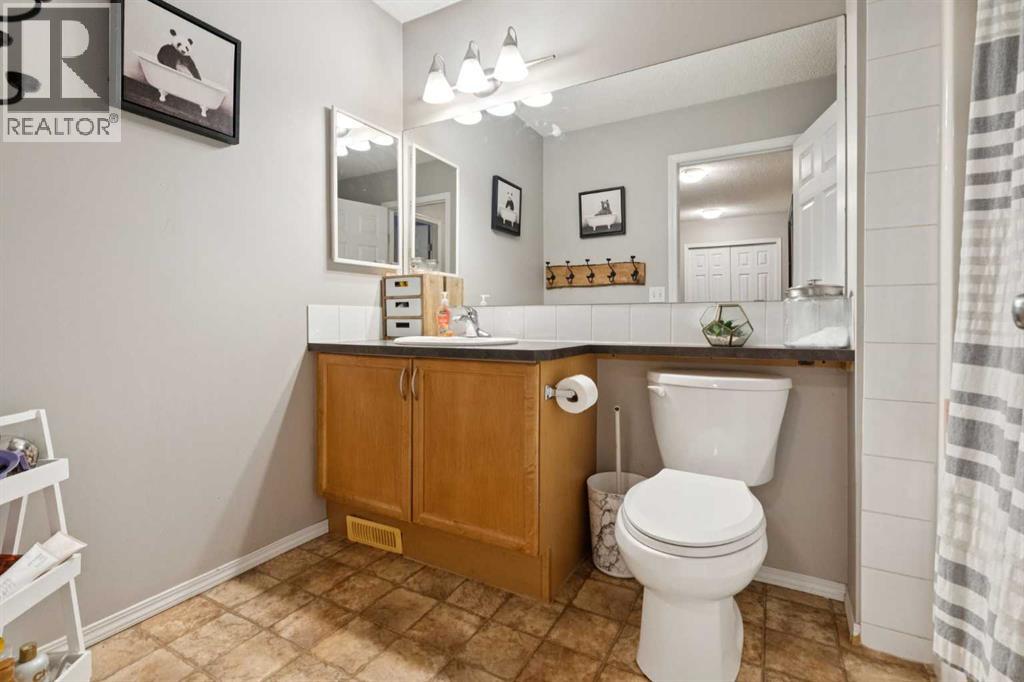 45 Copperfield Heath Se Property Photo 22