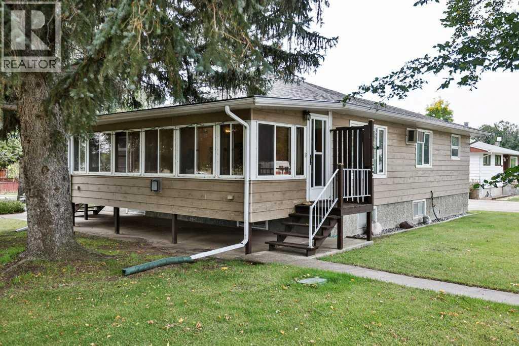 132 5 Avenue Ne Photo de la propriété 1