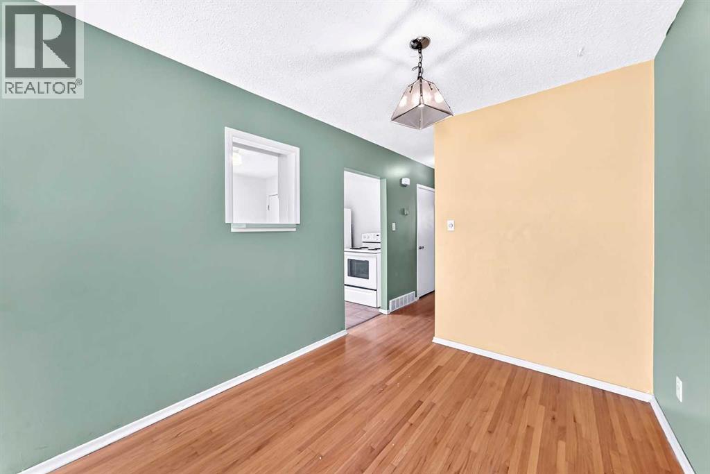 416 & 418 33 Avenue Ne Property Photo 11