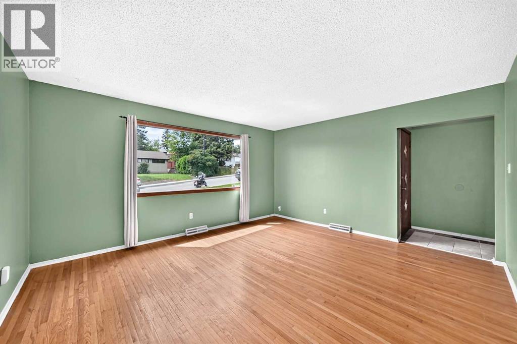 416 & 418 33 Avenue Ne Property Photo 14