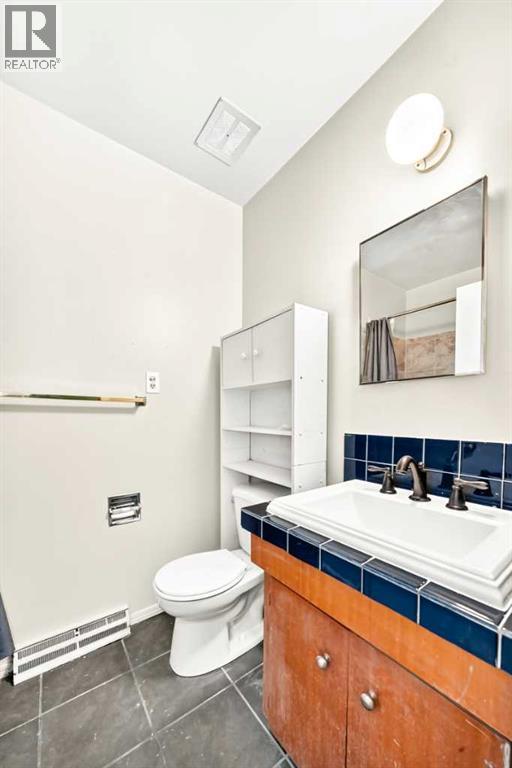 416 & 418 33 Avenue Ne Property Photo 22