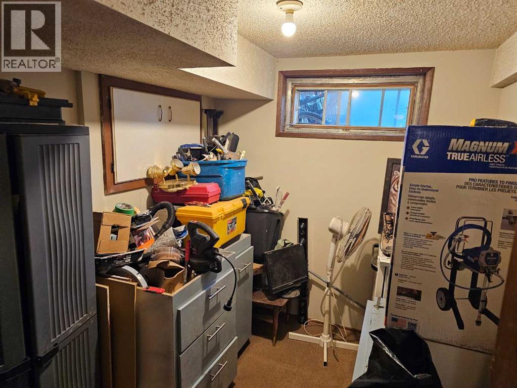 416 & 418 33 Avenue Ne Property Photo 29