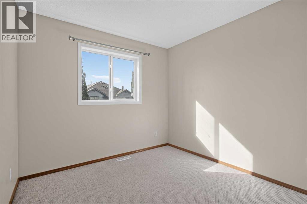 184 Everridge Way Sw Property Photo 32
