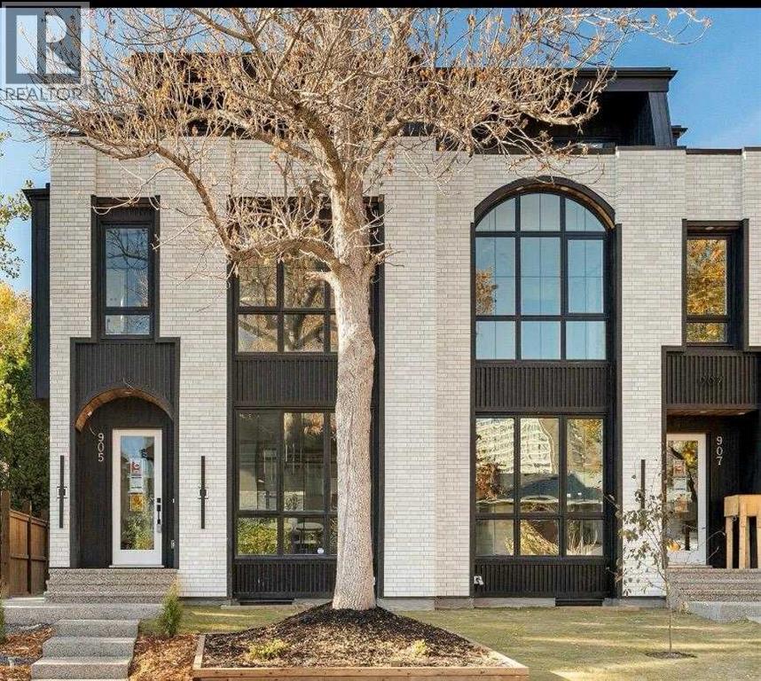 907 36a Street Nw Property Photo 1