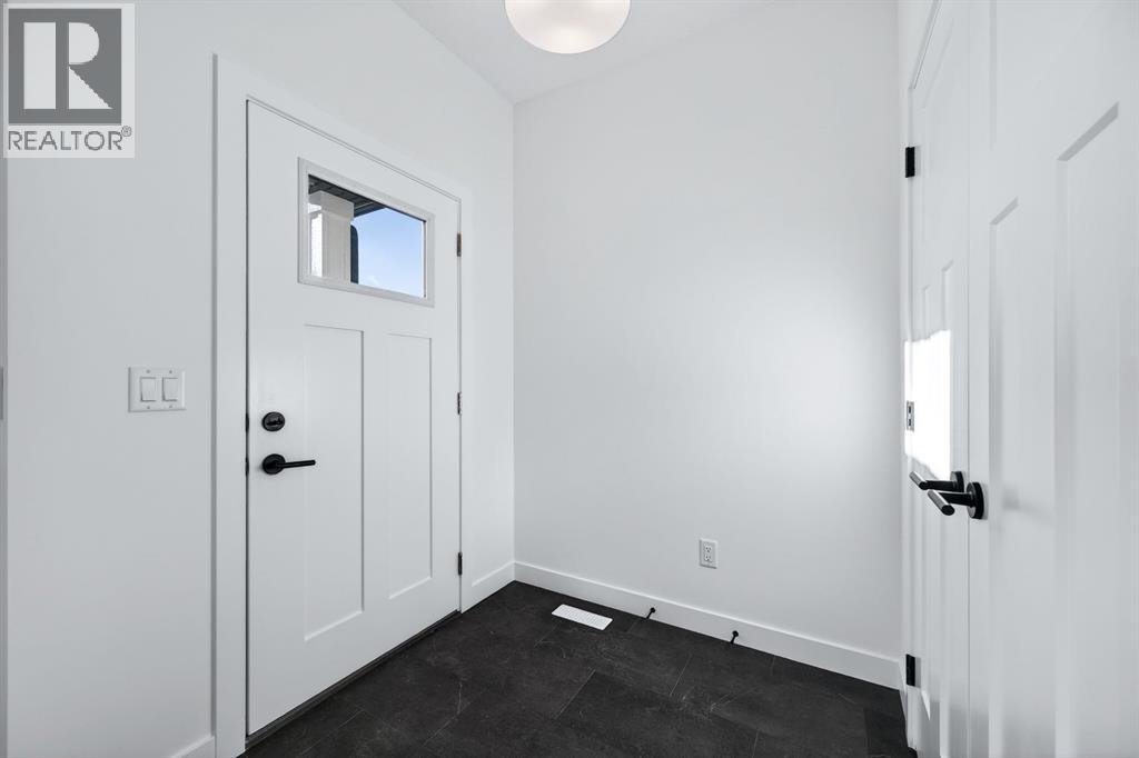 46 Prince Drive Se Property Photo 2