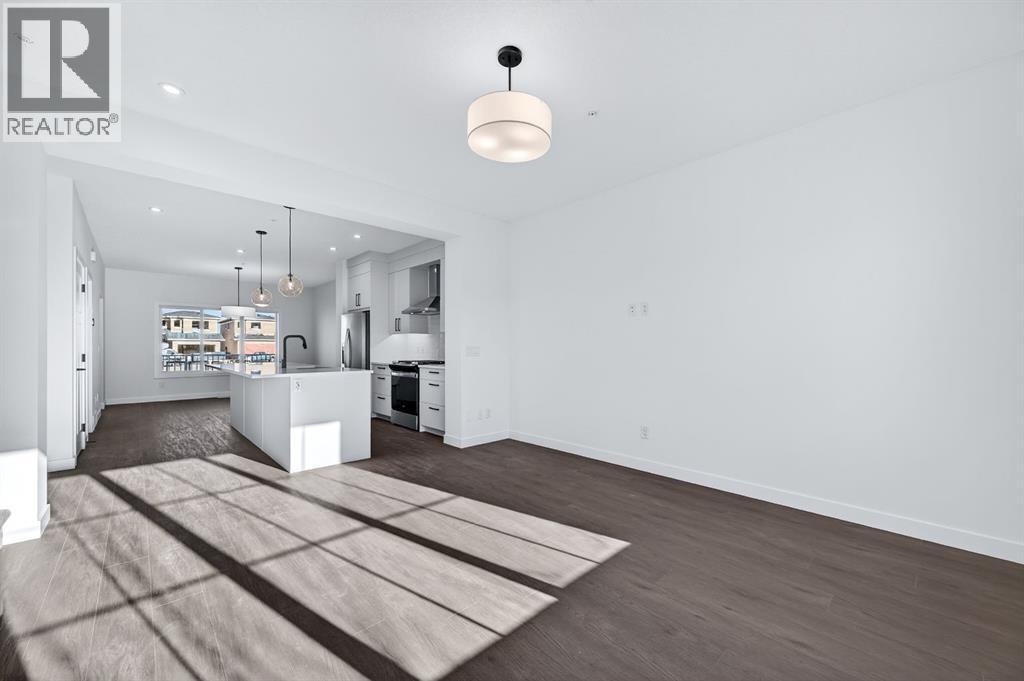 46 Prince Drive Se Property Photo 4