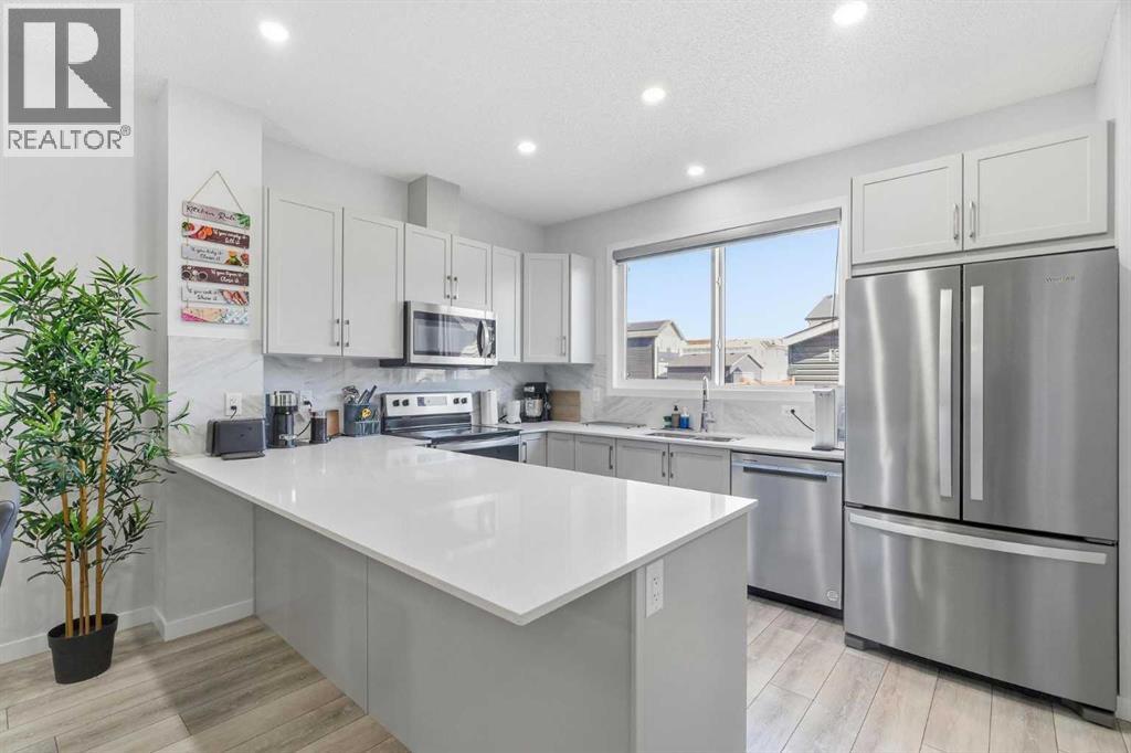 44 Amblefield Avenue Nw Property Photo 2