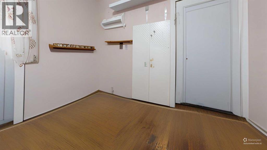 101 3 Street Property Photo 13