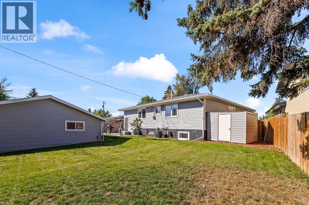 128 Doverthorn Bay Se Property Photo 3