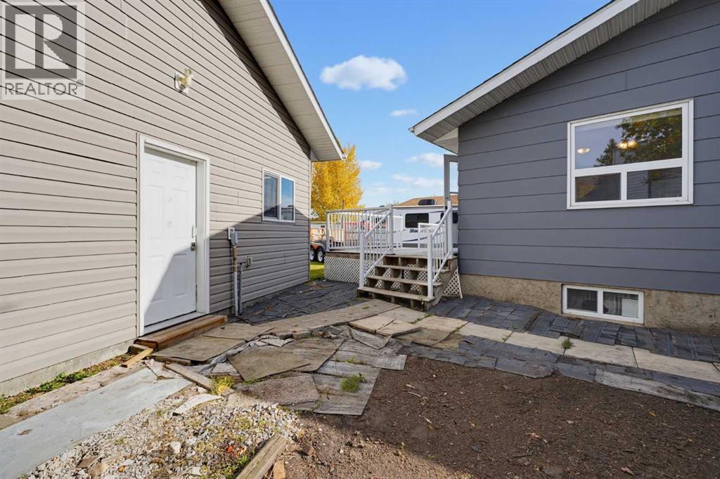 63 Dundee Crescent Property Photo 15
