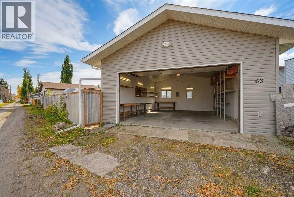 63 Dundee Crescent Property Photo 16