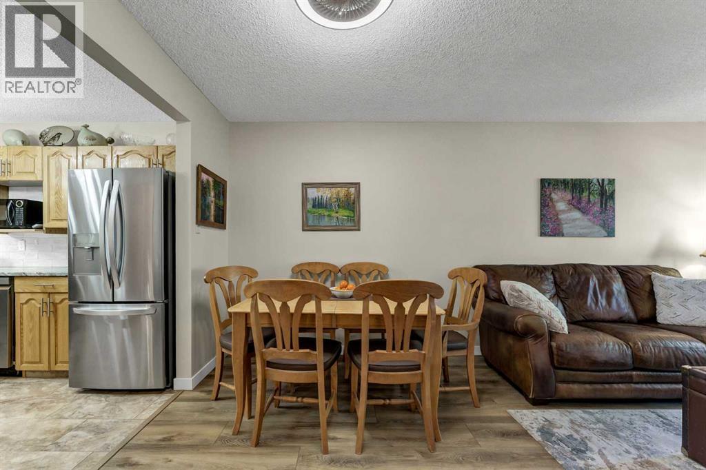 252 4 Street Southeast Property Photo 17