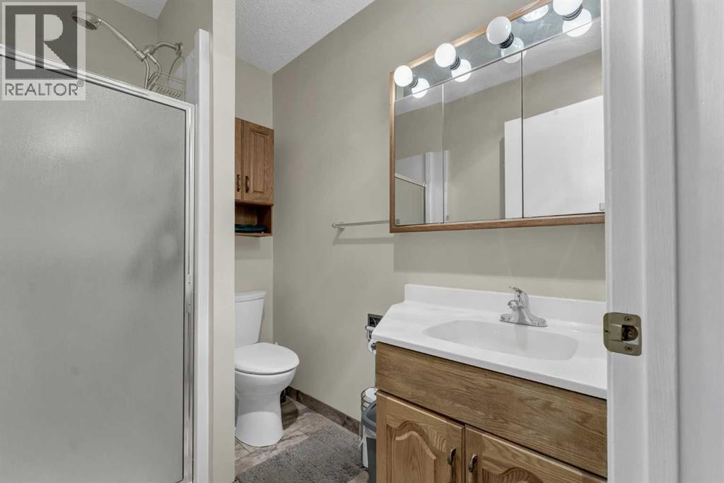 252 4 Street Southeast Property Photo 29
