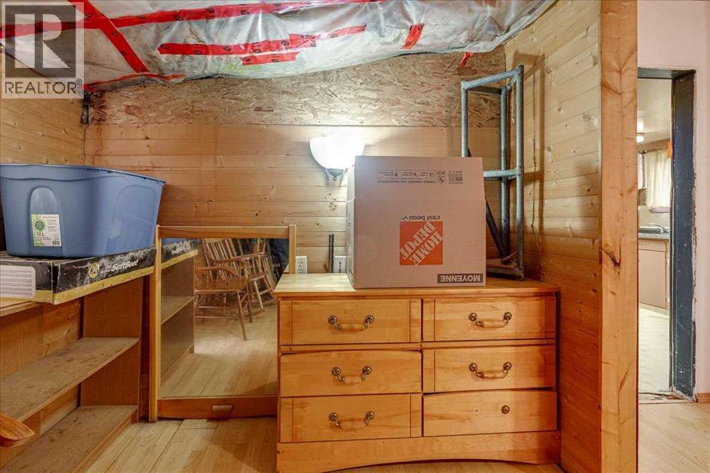 2214 19 Avenue Property Photo 10
