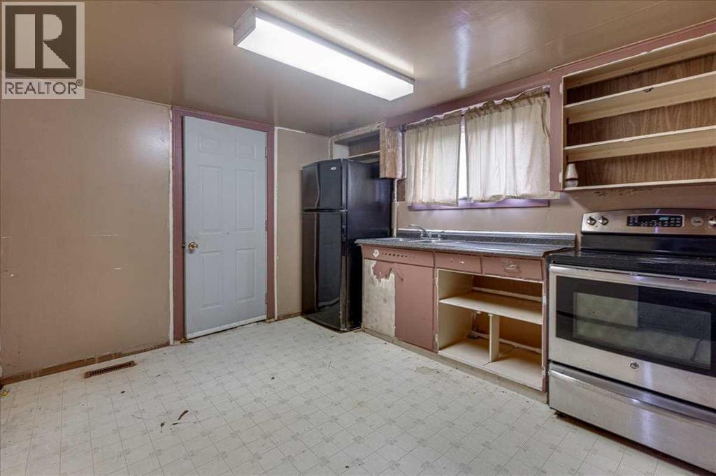 2214 19 Avenue Property Photo 11