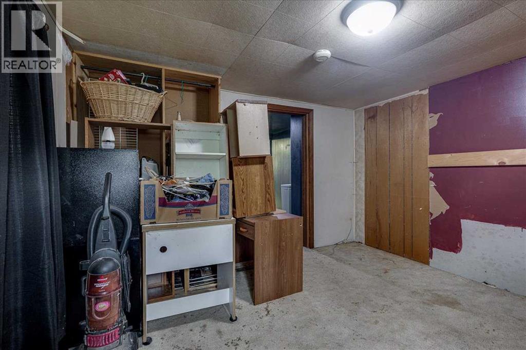 2214 19 Avenue Property Photo 20
