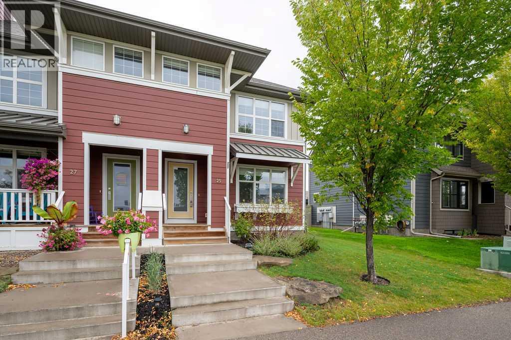 25 Marine Drive SE Property Photo 1