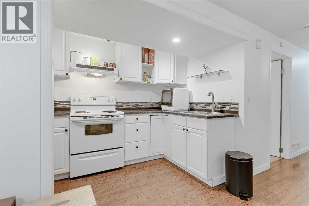 176 Frobisher Boulevard Se Property Photo 23