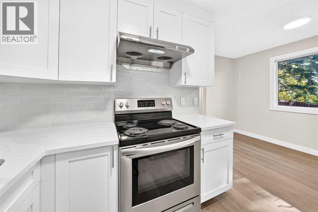 18 Dalhousie Crescent Nw Property Photo 12