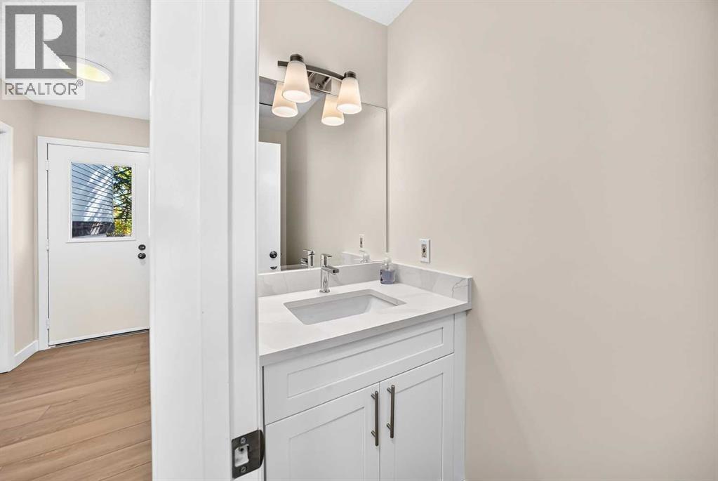 18 Dalhousie Crescent Nw Property Photo 16