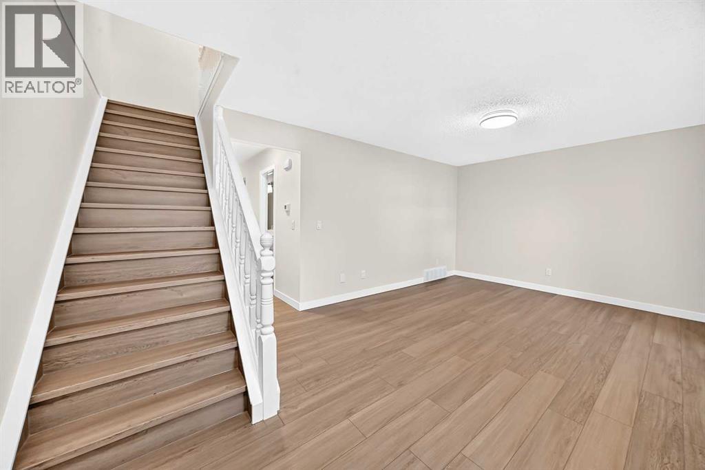 18 Dalhousie Crescent Nw Property Photo 18