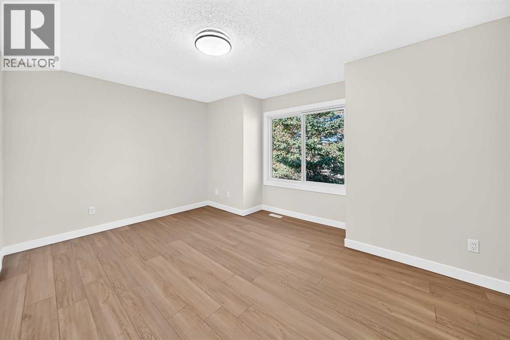 18 Dalhousie Crescent Nw Property Photo 20