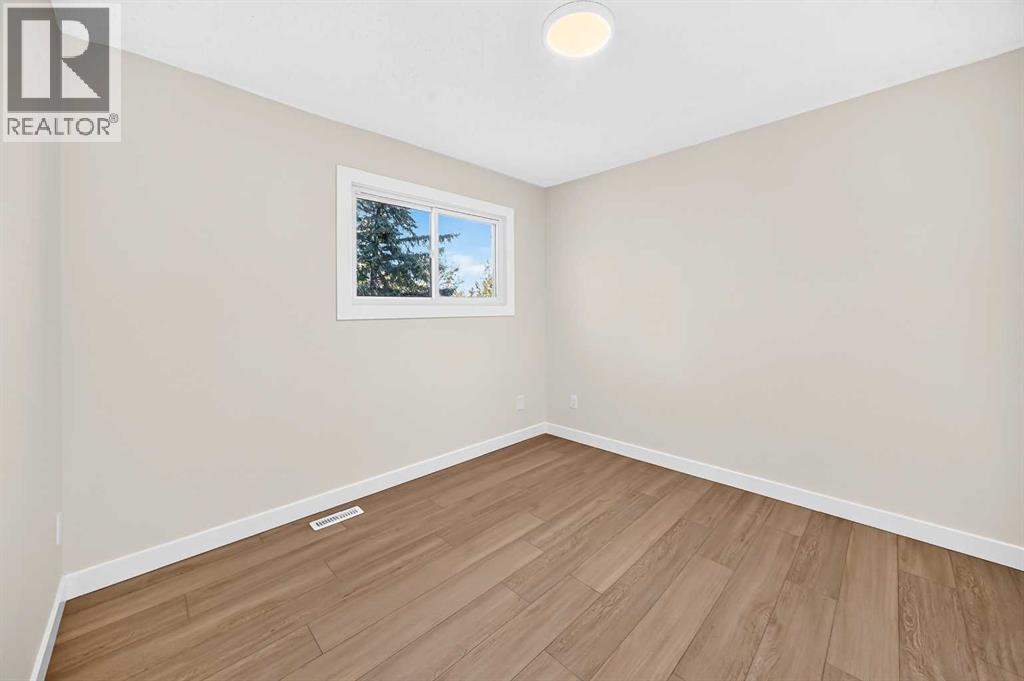 18 Dalhousie Crescent Nw Property Photo 27