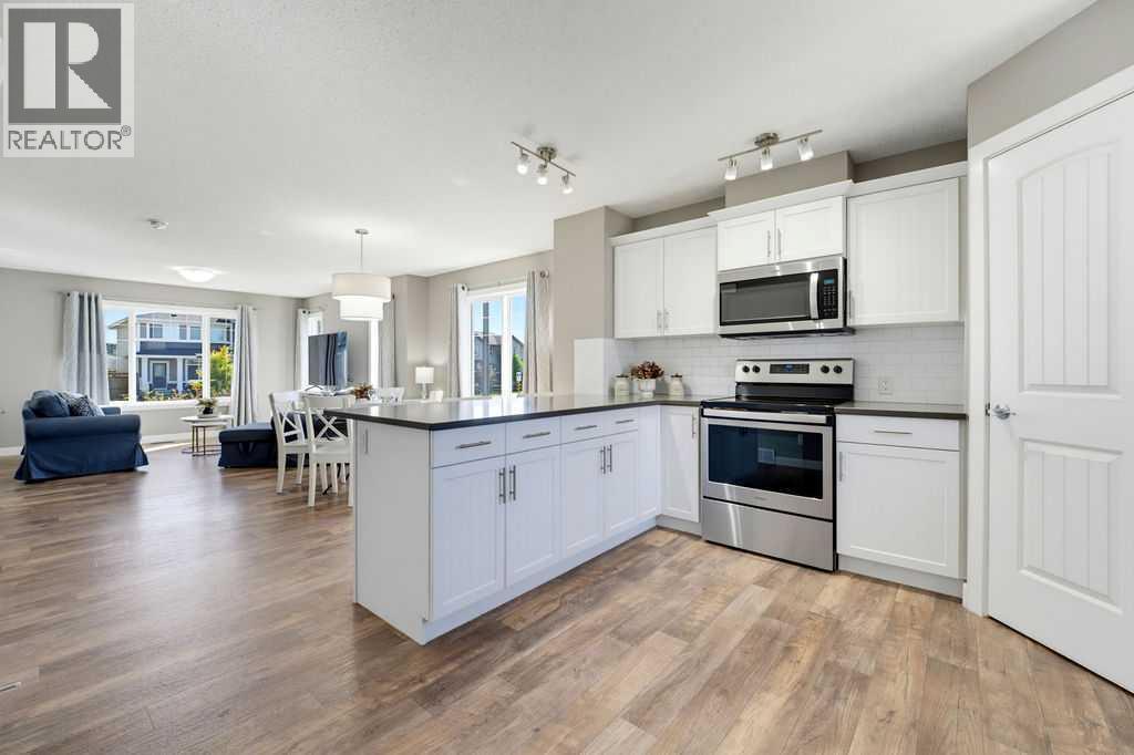 115 Heartland Boulevard Property Photo 18