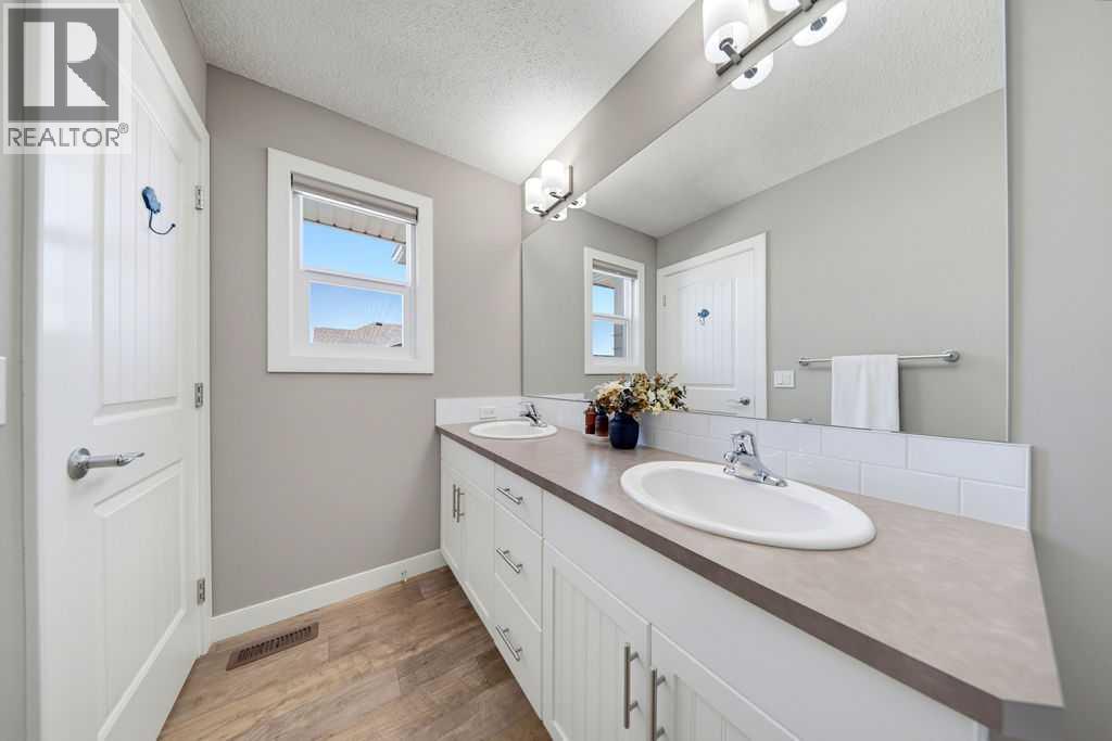115 Heartland Boulevard Property Photo 26