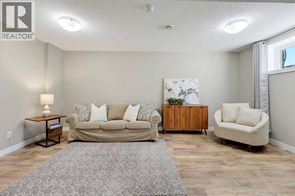 115 Heartland Boulevard Property Photo 35