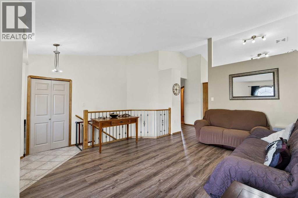 402 Stratton Way Se Property Photo 7