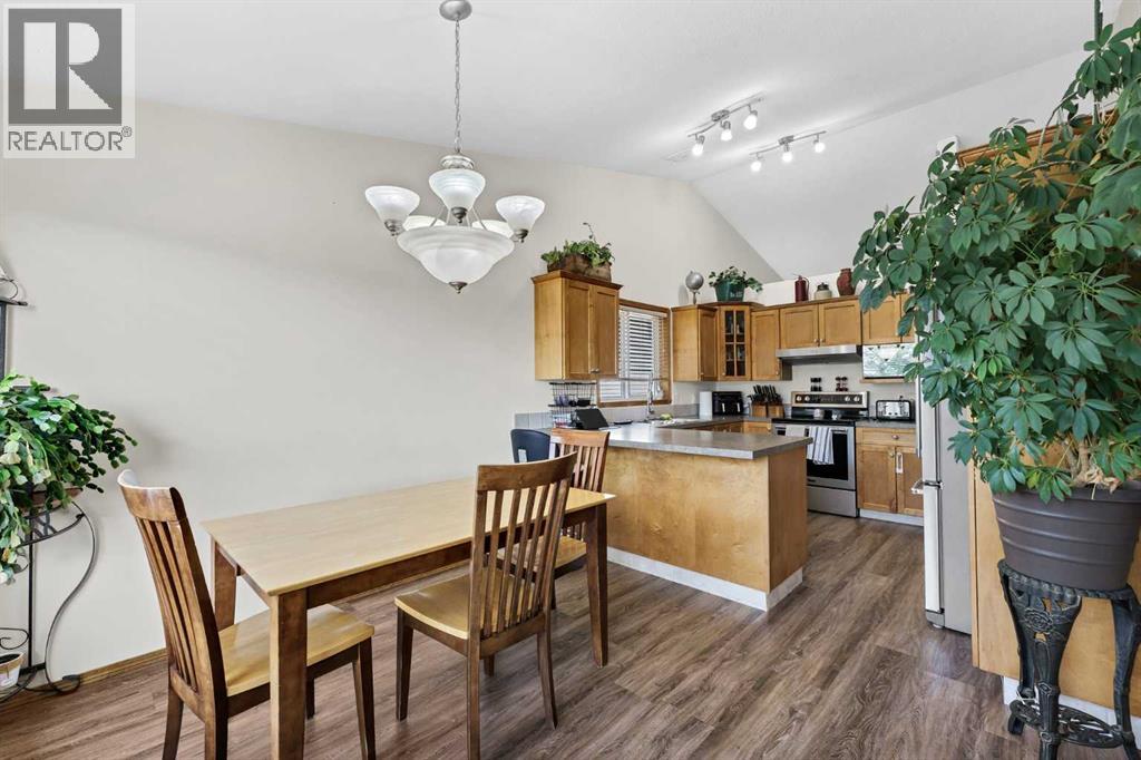 402 Stratton Way Se Property Photo 17