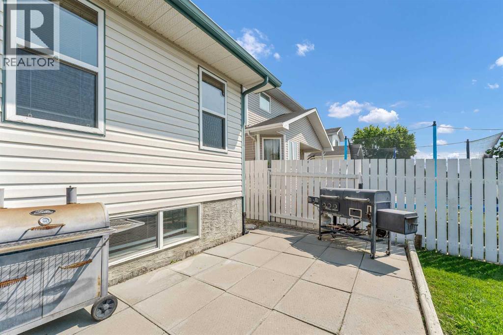 402 Stratton Way Se Property Photo 43