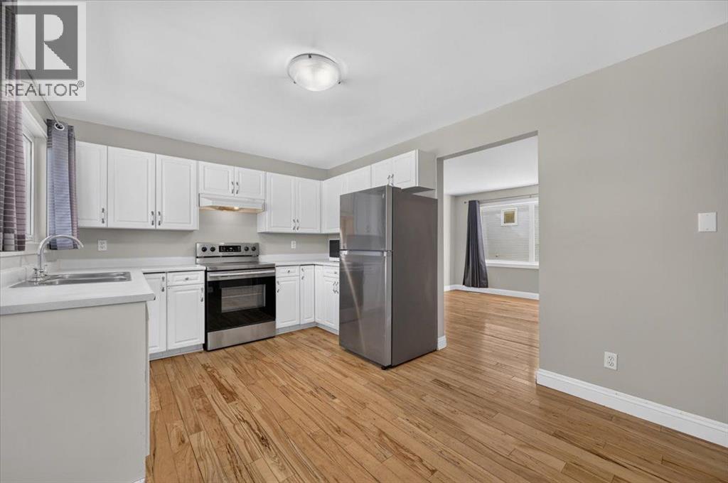 262 Killarney Glen Court Sw Property Photo 7
