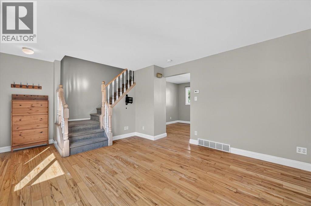 262 Killarney Glen Court Sw Property Photo 16