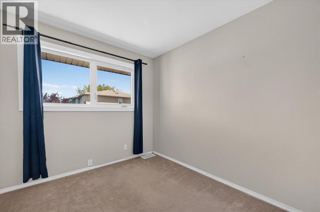 262 Killarney Glen Court Sw Property Photo 26