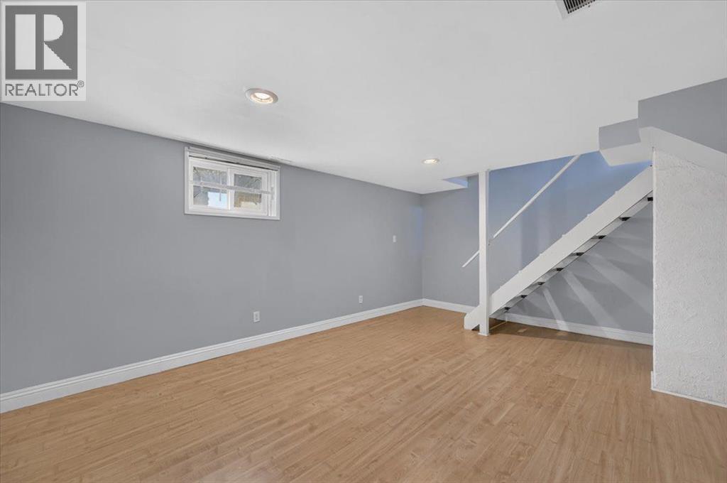262 Killarney Glen Court Sw Property Photo 28